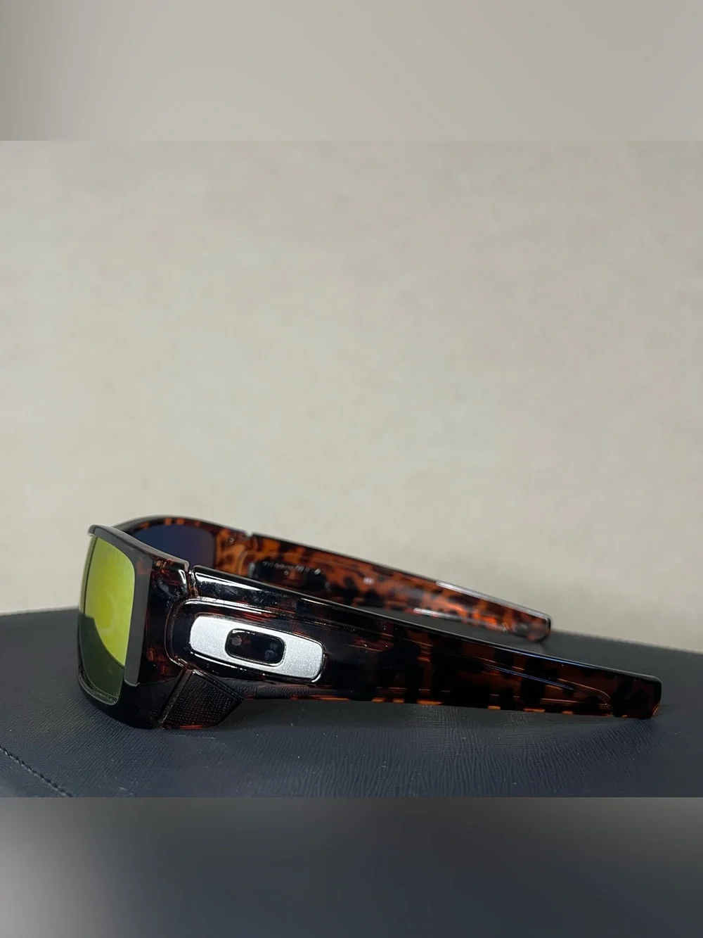 Oakley Fuel Cell Tortoise Sunglasses Fire Iridium Orange Mirror Lens - Picture 2 of 3